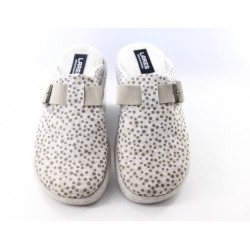 Zapatillas de Casa para Mujer Manchas adorno hebilla Fabricadas en espana Color Beig